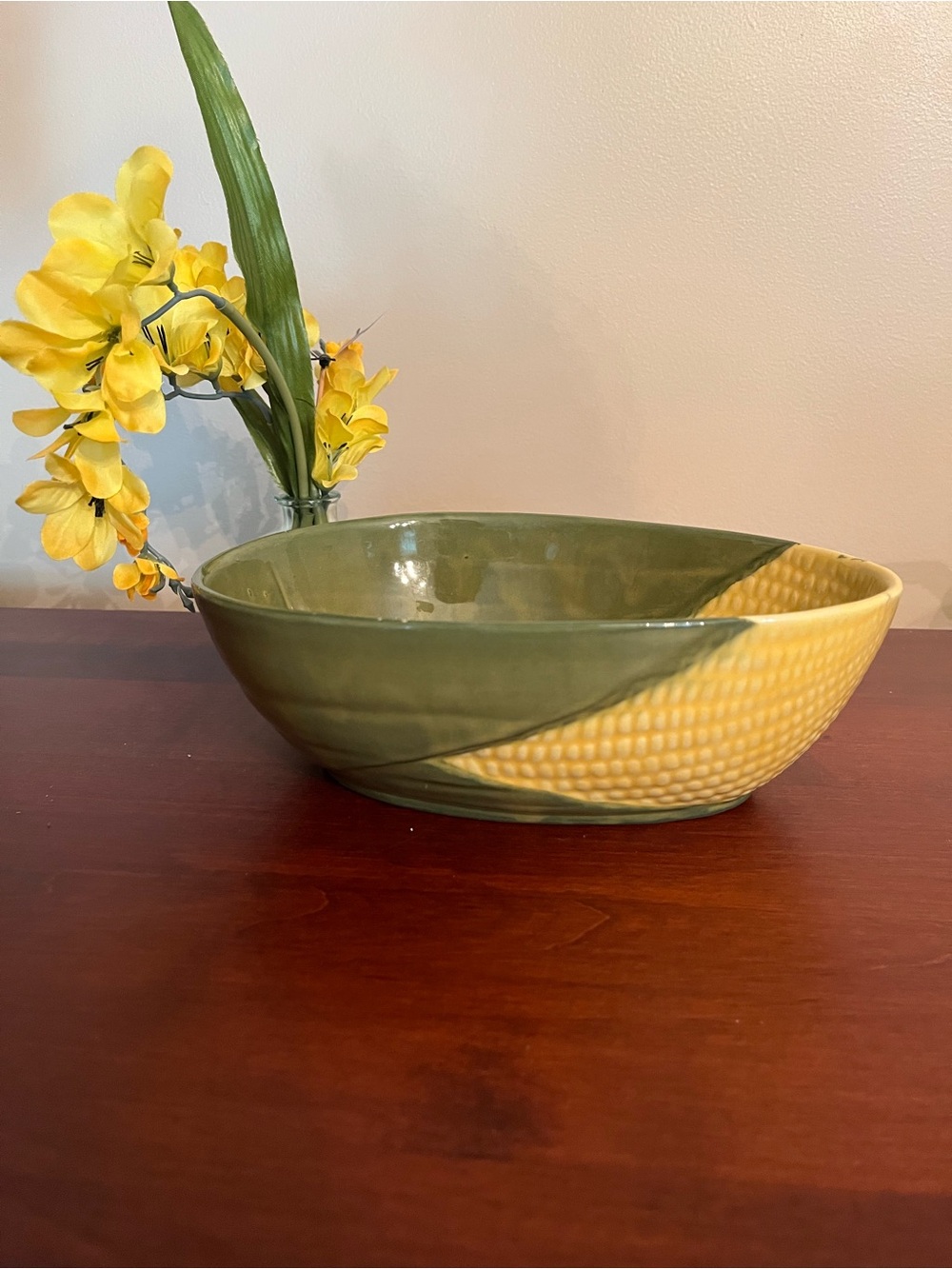 Shawnee Corn King 9” Oval Bowl